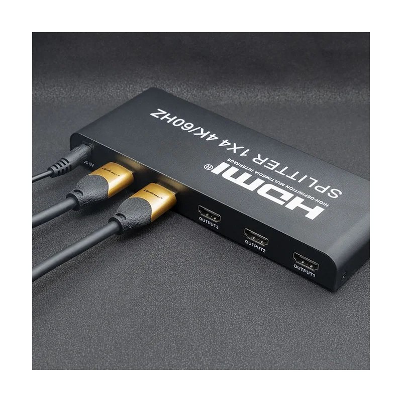 Qoltec 51799 Active HDMI Splitter 4 x HDMI 4K x 2K | 6Gb/s | 60Hz